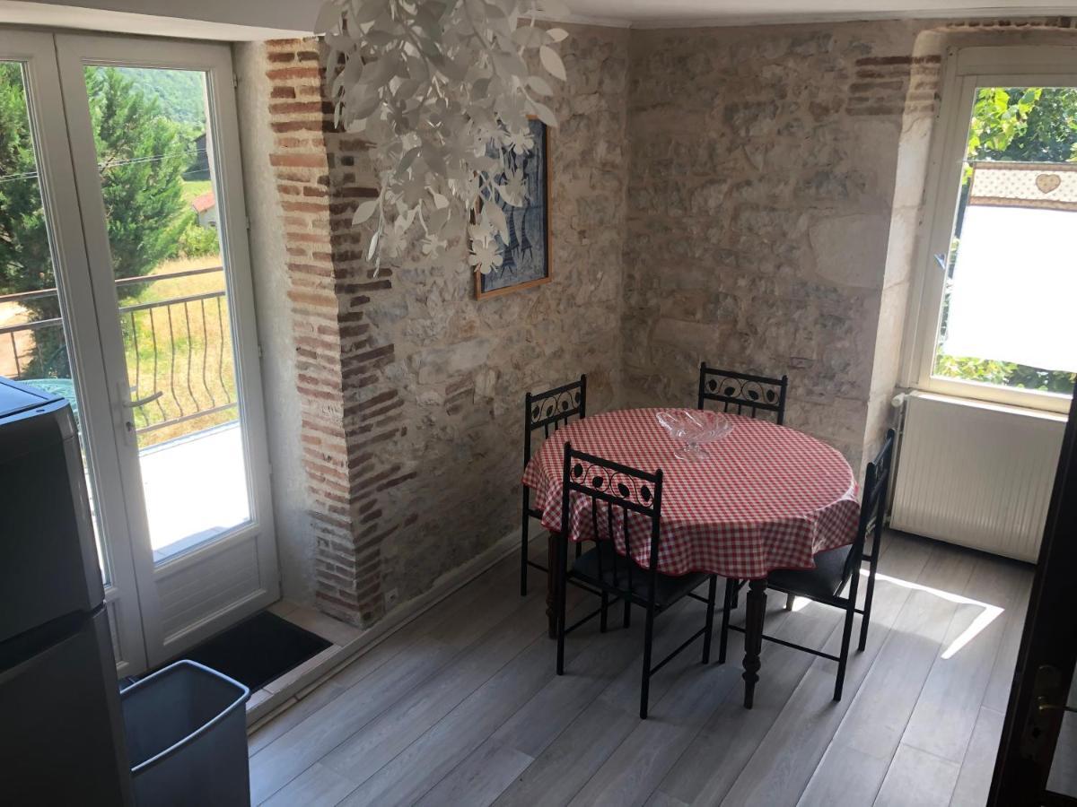 Les Figuiers De Louna - Pierre Ensoleillee - 110 M2 Et Une Veranda Saint-Gery  Exterior photo